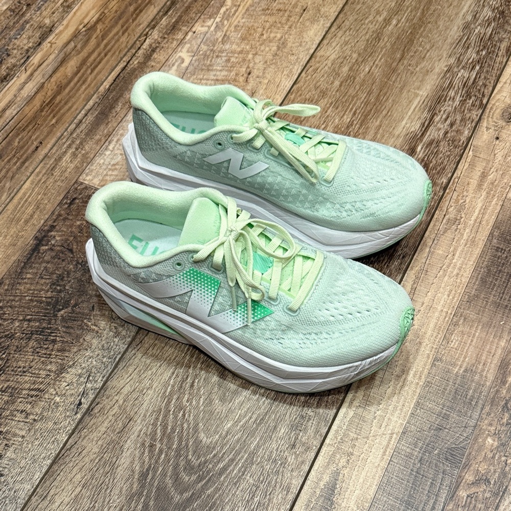 New Balance Women's Light Mint Green Running Sneakers